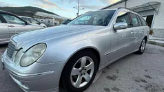 Argento Usata 2003 Mercedes E270 Avantgarde Station wagon | 2800 € (Ottimo prezzo)