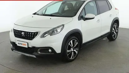 Usata Peugeot 2008 Allure 100 CV (73 kW) 2018 Bianco SUV