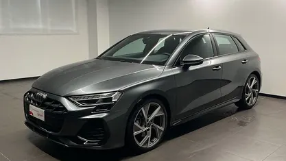 Usata Audi A3 Sportback S-Line 150 CV (110 kW) 2024 Grigio Utilitaria