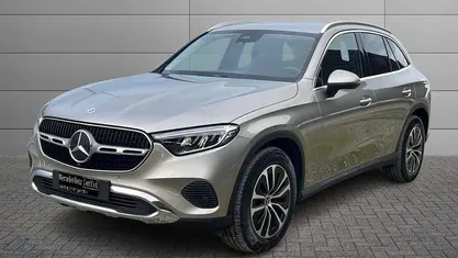 Usata Mercedes GLC220 Advanced 197 CV (144 kW) 2023 Gray SUV