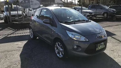 Usata Ford Ka Titanium 69 CV (50 kW) 2012 Grigio Utilitaria