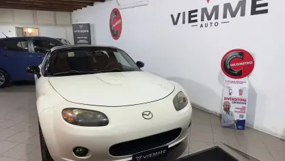Usata Mazda MX5 160 CV (117 kW) 2006 Bianco Cabrio