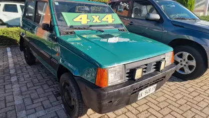 Usata Fiat Panda 4x4 54 CV (39 kW) 1997 Verde pastello Utilitaria