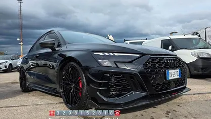 Usata 2023 Audi RS3 Tre volumi | 97.890 €