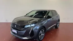 Usata 2022 Peugeot 3008 Allure SUV | 21.290 € (Buon prezzo)