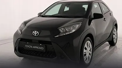 Usata Toyota Aygo X Active 72 CV (52 kW) 2023 Nero SUV