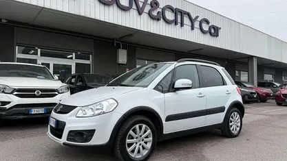 Usata Suzuki SX4 120 CV (88 kW) 2012 Bianco SUV