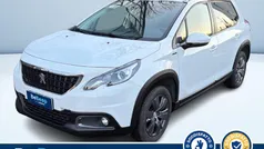 Usata 2019 Peugeot 2008 Signature Sky SUV | 10.200 € (Super prezzo)