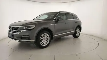 Silizium grey metallizzato Usata 2020 VW Touareg Atmosphere SUV | 39.400 € (Ottimo prezzo)