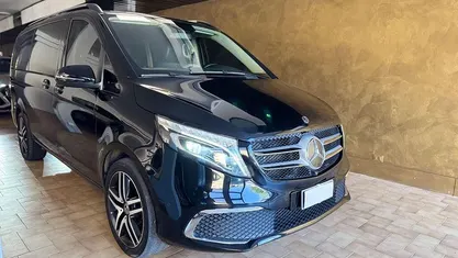 Nero Usata 2020 Mercedes V250 Premium Monovolume | 43.000 € (Ottimo prezzo)