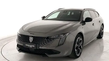 Usata Peugeot 508 SW GT 130 CV (95 kW) 2024 Grigio Station wagon