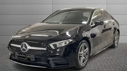 Usata Mercedes A180 Premium 116 CV (85 kW) 2019 Nero metallizzato Berlina