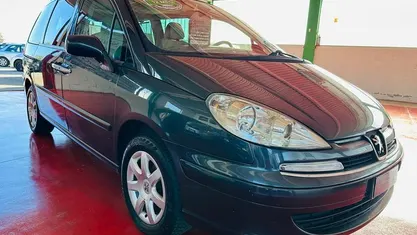 Usata Peugeot 807 135 CV (99 kW) 2010 Nero Monovolume