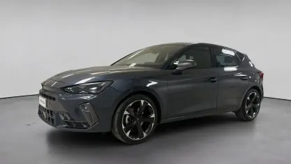 Usata Cupra Leon 150 CV (110 kW) 2025 Vari colori / pastello Berlina