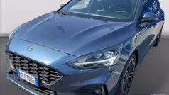 Blu Usata 2020 Ford Focus Business Edition Tre volumi | 16.900 € (Buon prezzo)
