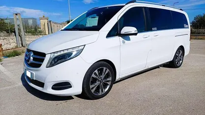 Bianco Usata 2016 Mercedes V250 Premium Monovolume | 19.999 €