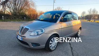 Usata 2011 Lancia Ypsilon Due volumi | 2750 € (Ottimo prezzo)