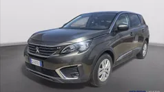 Grigio Usata 2020 Peugeot 5008 Active Monovolume | 19.500 € (Buon prezzo)