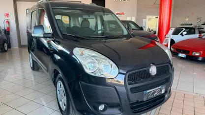 Usata Fiat Doblò 105 CV (77 kW) 2012 Nero Monovolume