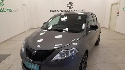 Usata Lancia Ypsilon Silver 70 CV (51 kW) 2023 Utilitaria