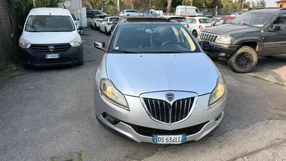 Usata Lancia Delta 150 CV (110 kW) 2008 Argento Utilitaria