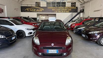 Usata Fiat Grande Punto S 75 CV (55 kW) 2012 Rosso Utilitaria
