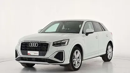 Bianco Usata 2025 Audi Q2 S-Line SUV | 30.900 € (Buon prezzo)
