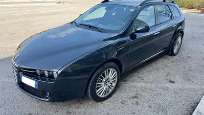 Usata Alfa Romeo 159 Distinctive 120 CV (88 kW) 2008 Nero Station wagon