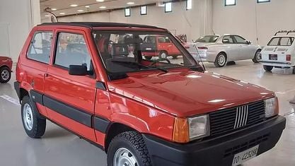 Usata Fiat Panda 4x4 Trekking 50 CV (36 kW) 1991 Rosso Utilitaria