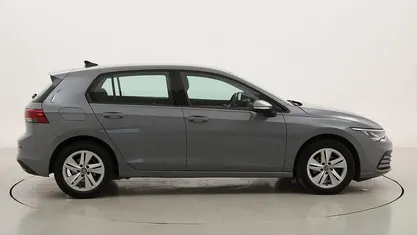 Usata VW Golf VIII Life 110 CV (80 kW) 2022 Berlina