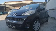 Nero Usata 2009 Peugeot 107 Due volumi | 3799 € (Buon prezzo)