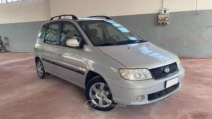 Argento Usata 2007 Hyundai Matrix Active Monovolume | 3500 € (Buon prezzo)