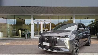 Gebraucht DS Automobiles DS7 Crossback Opera 131 PS (96 kW) 2024 Grau SUV