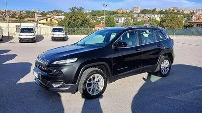 Nero Usata 2015 Jeep Cherokee SUV | 10.499 € (Ottimo prezzo)