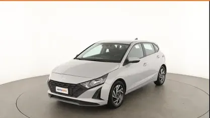 Usata Hyundai i20 84 CV (61 kW) 2024 Argento Utilitaria