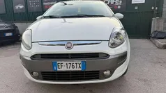 Bianco Usata 2011 Fiat Punto Evo Emotion Due volumi | 3500 € (Buon prezzo)