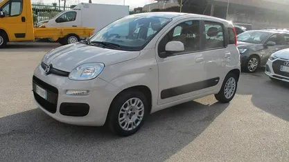 Usata Fiat Panda Lounge 69 CV (50 kW) 2015 Beige Utilitaria