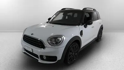 Light white Usata 2018 Mini Cooper D Countryman Hype SUV | 19.950 € (Buon prezzo)
