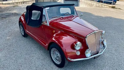 Begagnad Fiat 500 18 HK (13 kW) 1960 Röd Halvkombi