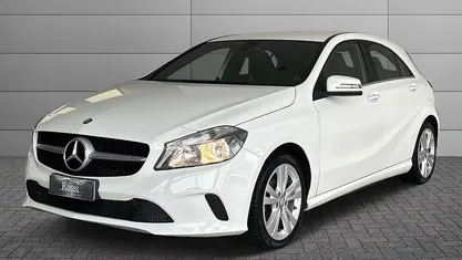 Usata Mercedes A180 Sport 122 CV (89 kW) 2016 Berlina