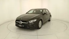 Nero cosmo Usata 2021 Mercedes A160 Executive Tre volumi | 21.900 € (Buon prezzo)