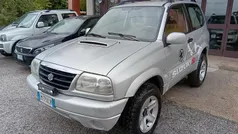 Argento Usata 2004 Suzuki Grand Vitara SUV | 5600 € (Buon prezzo)