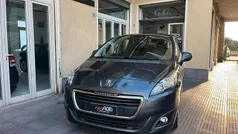 Grigio Usata 2014 Peugeot 5008 Business-Line Monovolume | 7490 € (Buon prezzo)