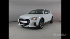 Bianco Usata 2023 Audi A1 Design Due volumi | 26.400 € (Buon prezzo)