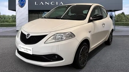 Usata 2021 Lancia Ypsilon Gold Utilitaria | 10.900 € (Buon prezzo)