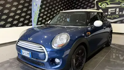 Usata Mini Cooper 136 CV (100 kW) 2014 Blu Utilitaria