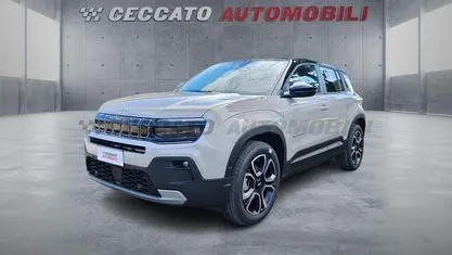 Usata 2025 Jeep Avenger Summit SUV | 28.200 € (Buon prezzo)