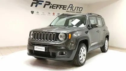 Usata Jeep Renegade Longitude 140 CV (102 kW) 2017 Grigio SUV