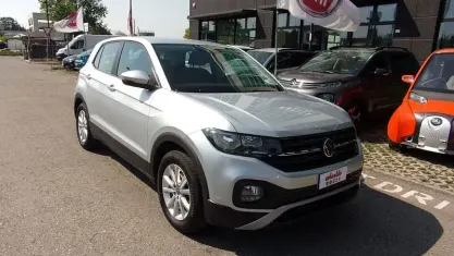 Usata VW T-Cross Style 95 CV (69 kW) 2021 Grigio SUV