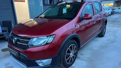 Usata Dacia Sandero Prestige 90 CV (66 kW) 2013 Utilitaria